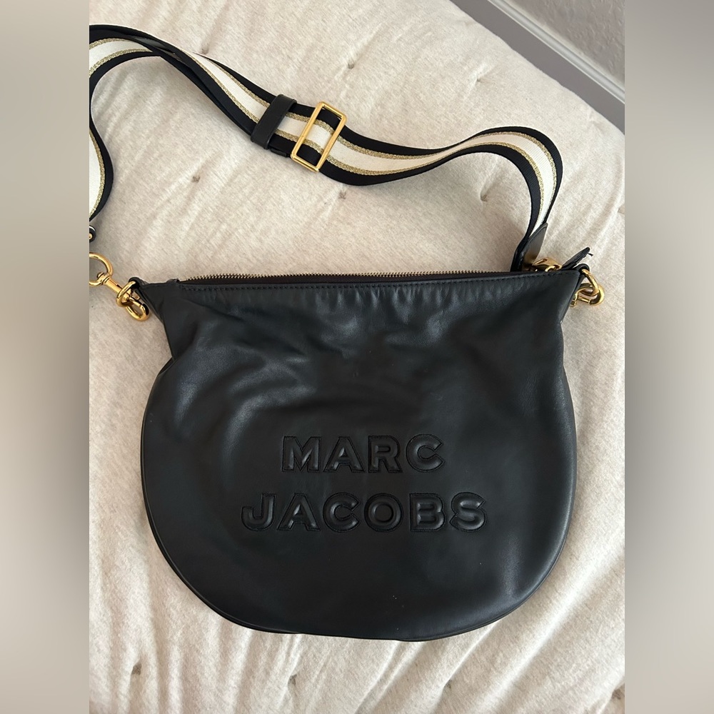 MARC JACOBS CROSSBODY BAG